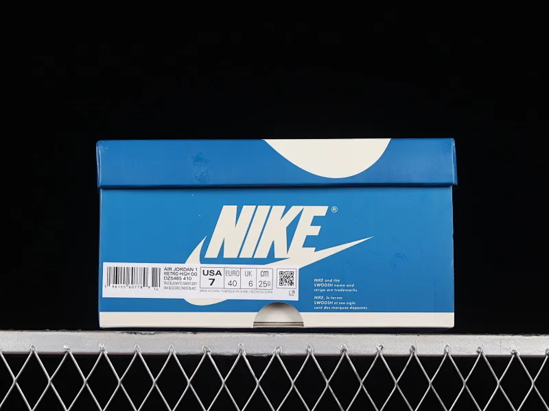 All categories Air Jordan Jordan series basketball shoes Air Jordan 1 High Pure original Air Jordan 1 High OG "True Blue" AJ1 Joe 1 white and blue color high-top basketball shoes DZ5485-410